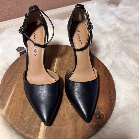 Lucky Brand Black Heels with Ankle Strap and Smooth Finish Size 7.5 - Picture 9 of 12